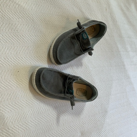 Hey Dude Gray fabric size 8 - Picture 3 of 5